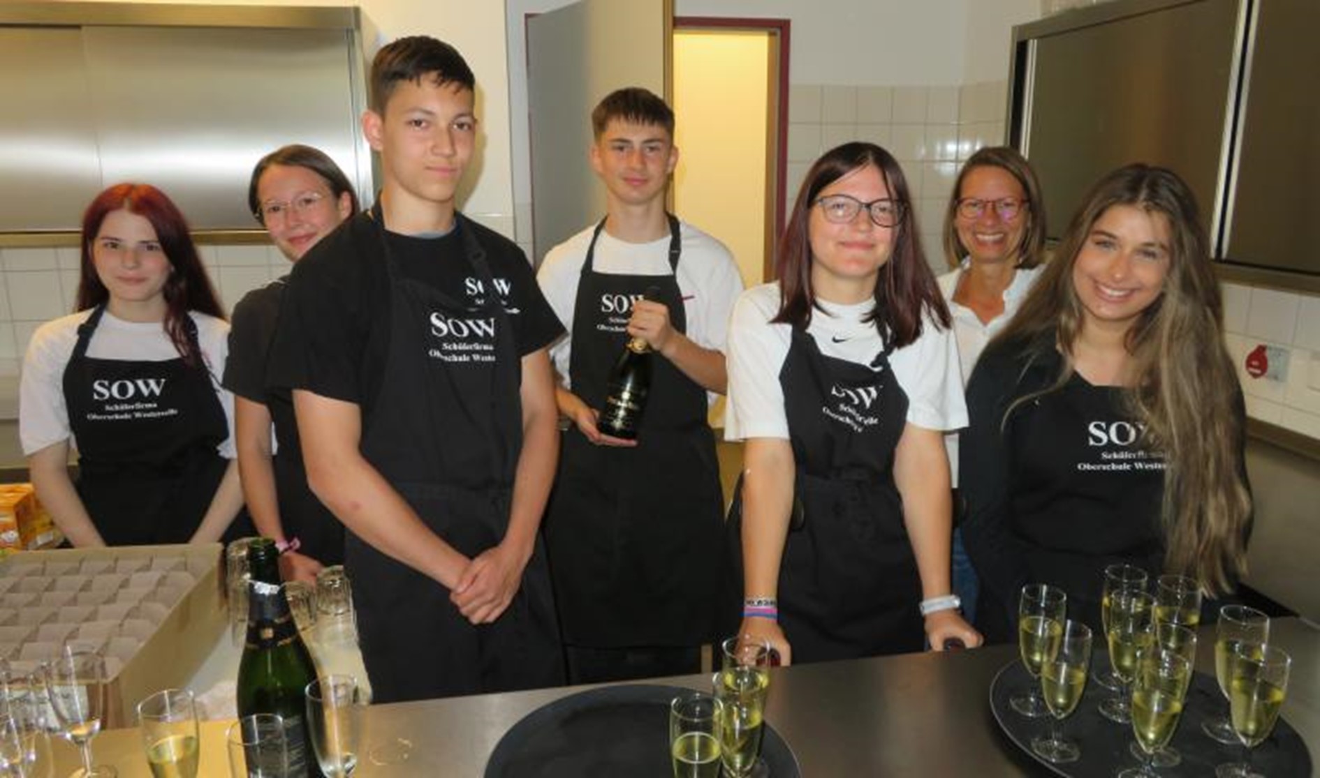 Quelle Foto:  https://www.cz.de/celle/celle/lehrerfortbildungskurse-lehrerfortbildungskurse-zur-staerkung-der-lebenskompetenz-bei-schuelern